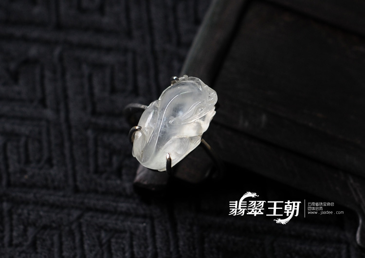 https://jdimg.jaadee.net//images/201108/goods_img/6960_P_1312231282185.jpg