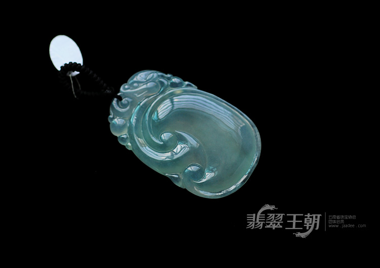 冰种晴水缅甸翡翠如意挂件
