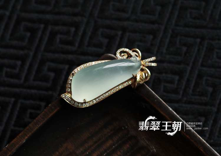 https://jdimg.jaadee.net//images/201108/goods_img/7024_P_1312407384949.jpg