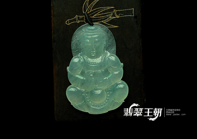 冰种晴水缅甸翡翠观音挂件