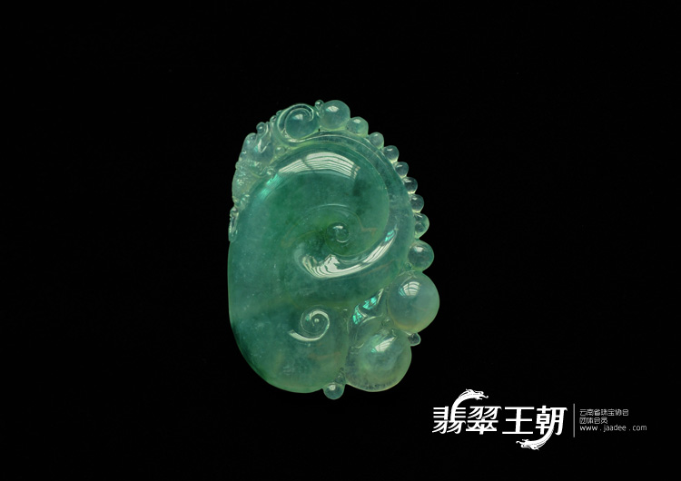 冰种飘花缅甸翡翠如意挂件