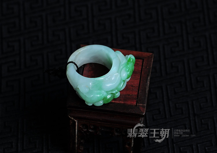 https://jdimg.jaadee.net//images/201108/goods_img/7451_P_1314140221946.jpg