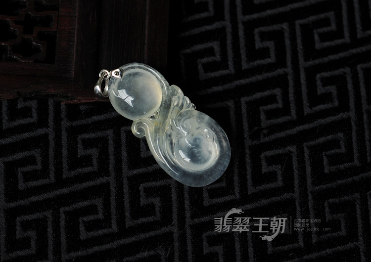 https://jdimg.jaadee.net//images/201108/goods_img/7560_P_1314571803877.jpg