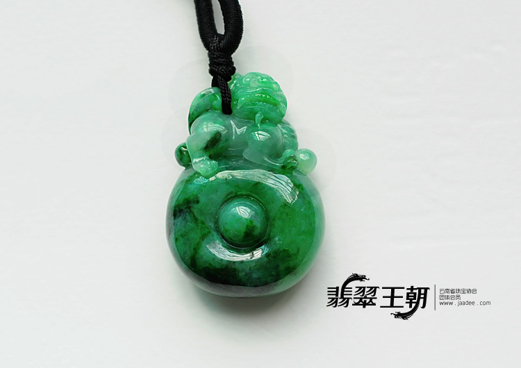 糯冰种花青缅甸翡翠福在眼前挂件