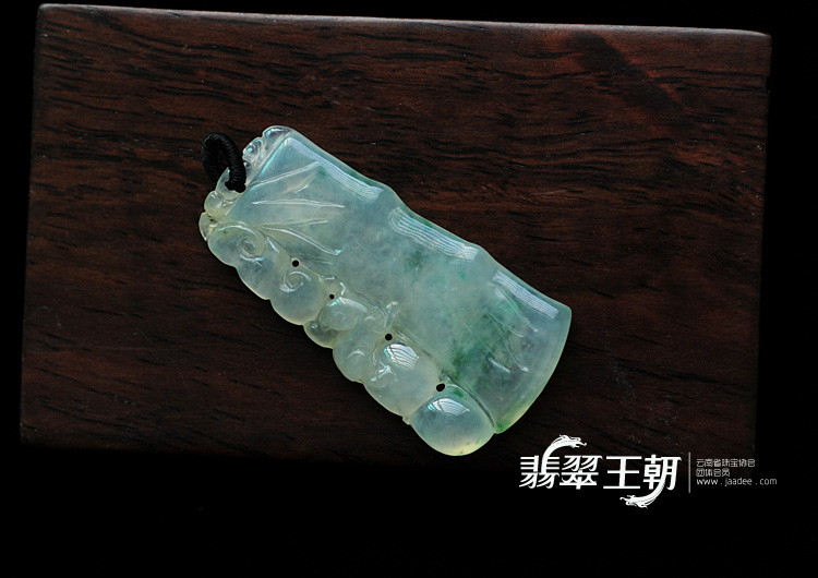 https://jdimg.jaadee.net//images/201109/goods_img/7626_P_1314901889770.jpg
