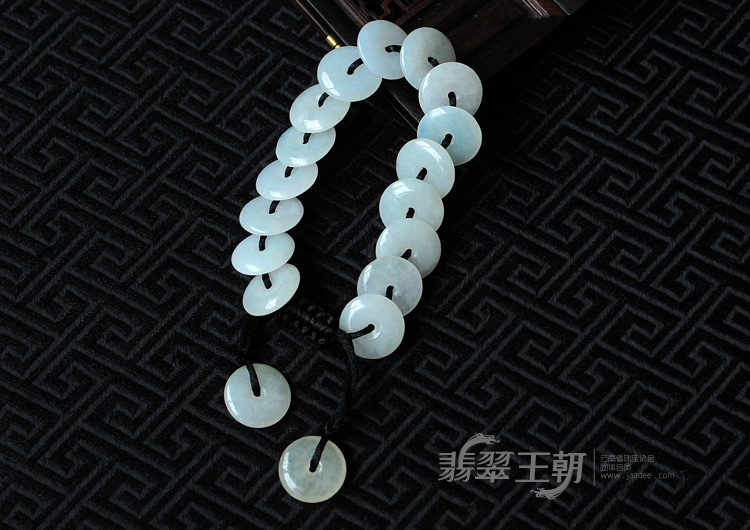 feicui糯冰种白色缅甸翡翠平安扣手链