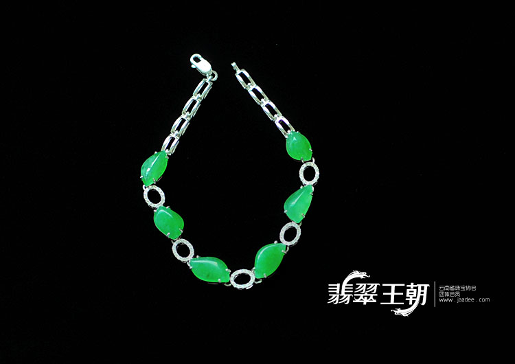 冰种阳绿缅甸翡翠手链（6颗）