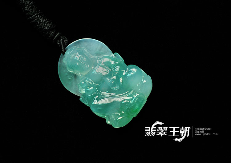 冰种绿晴水缅甸翡翠观音挂件