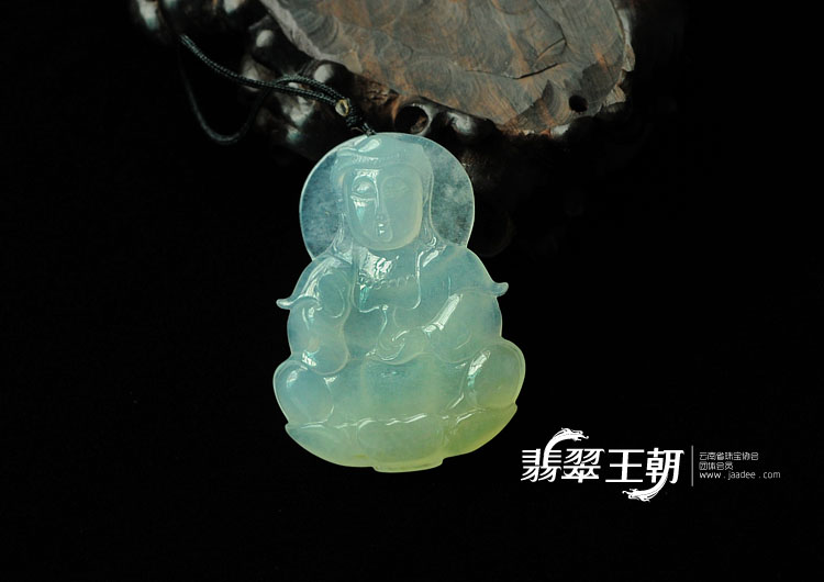 冰种黄翡缅甸翡翠观音挂件