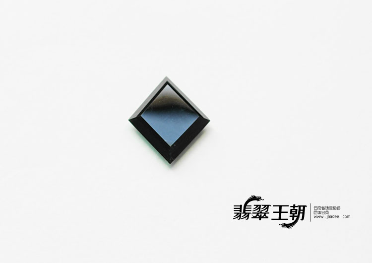 冰种墨翠缅甸翡翠菱形胸坠