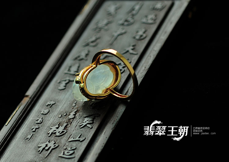 https://jdimg.jaadee.net//images/201109/goods_img/7898_P_1315601778640.jpg