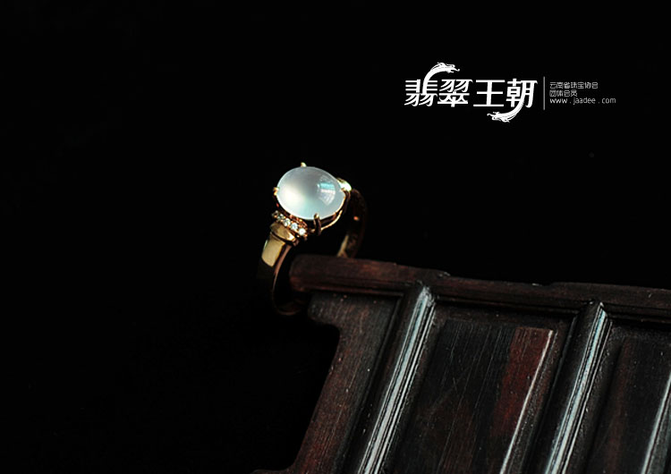 https://jdimg.jaadee.net//images/201109/goods_img/7902_P_1315603179459.jpg
