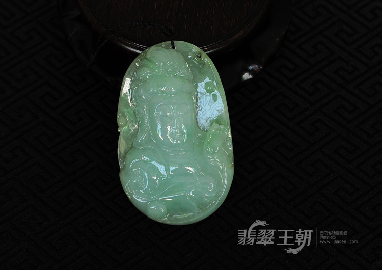 糯冰种青色缅甸翡翠观音头挂件