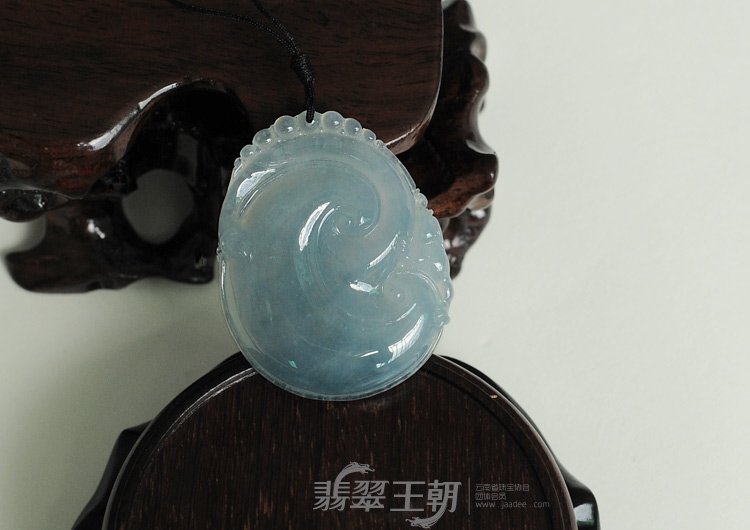 冰种蓝晴水缅甸翡翠如意挂件