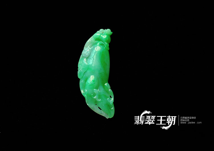 糯冰种翠色缅甸翡翠人生如意挂件