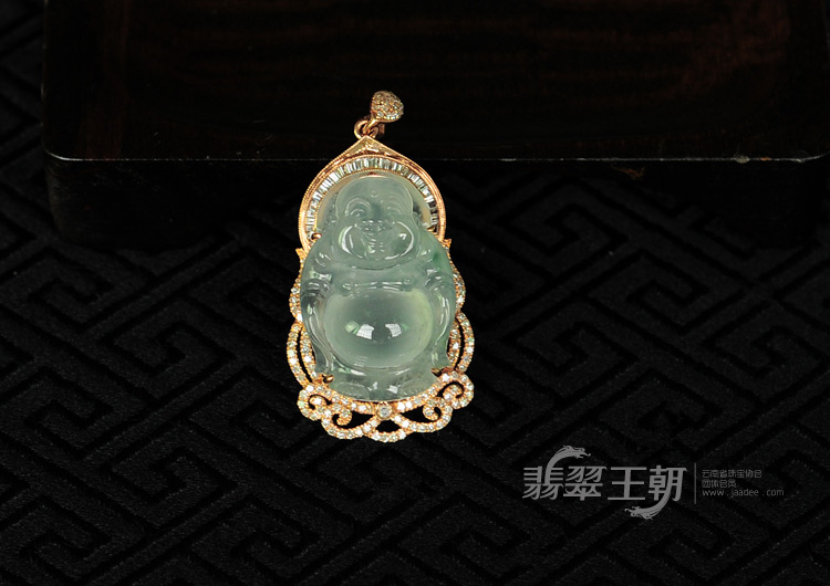 冰玻种缅甸翡翠镶玫瑰金站佛挂件