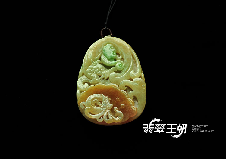 糯冰种黄加绿缅甸翡翠龙凤牌挂件