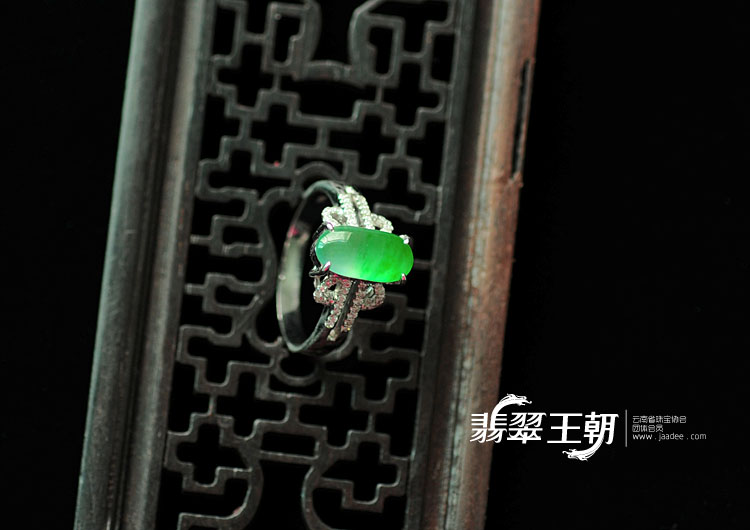 https://jdimg.jaadee.net//images/201109/goods_img/8098_P_1316560522239.jpg