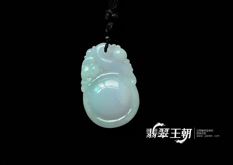 糯冰种春带彩缅甸翡翠如意挂件