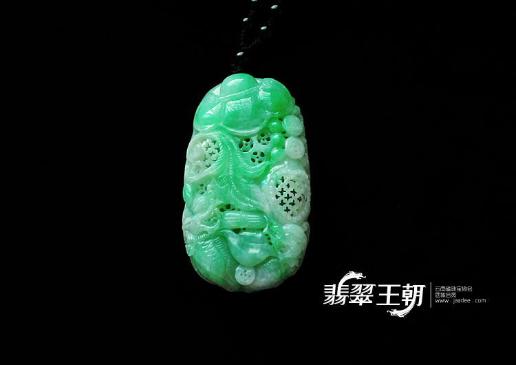 糯冰种翠色缅甸翡翠凤凰如意挂件