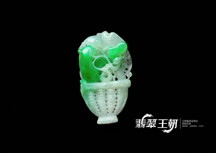 糯冰种翠色缅甸翡翠花篮挂件