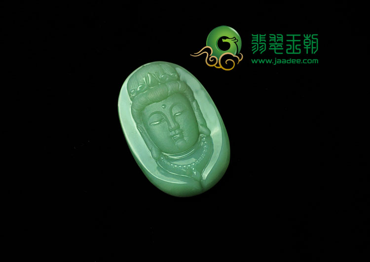 糯冰种青色缅甸翡翠观音头挂件