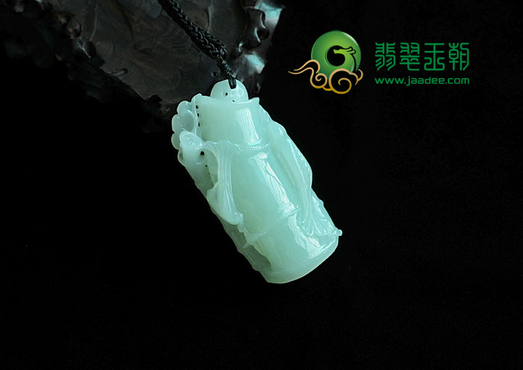 糯冰种晴水缅甸翡翠节节高挂件