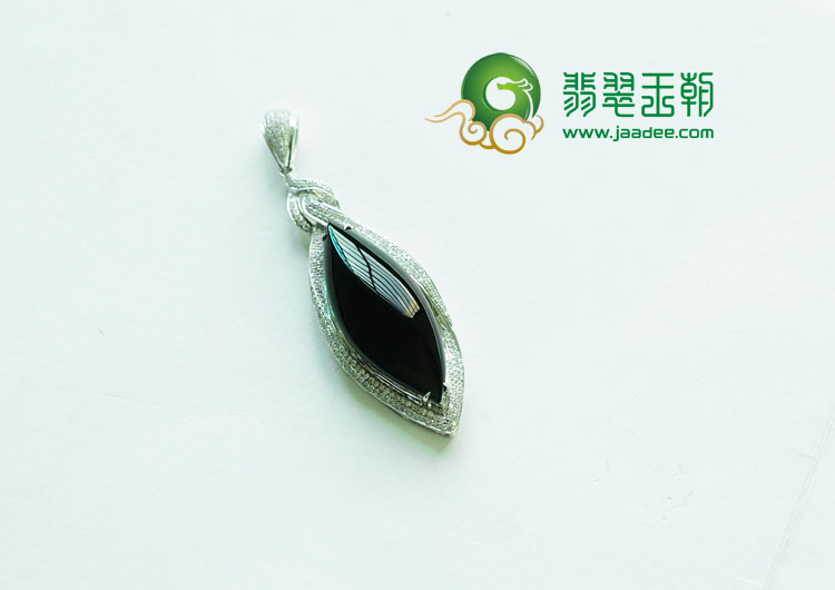 玻璃种墨翠缅甸翡翠镶白金胸坠(真钻)