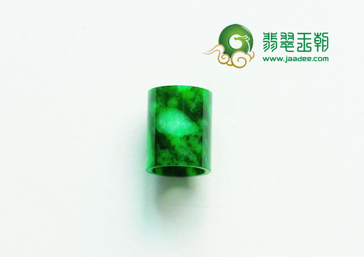 糯冰种癣加绿缅甸翡翠路路通挂件