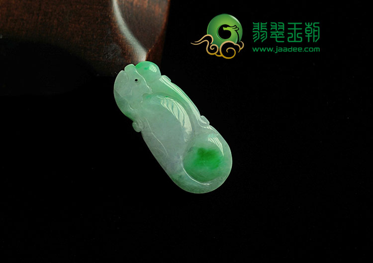 糯冰种翠色缅甸翡翠如意寿挂件