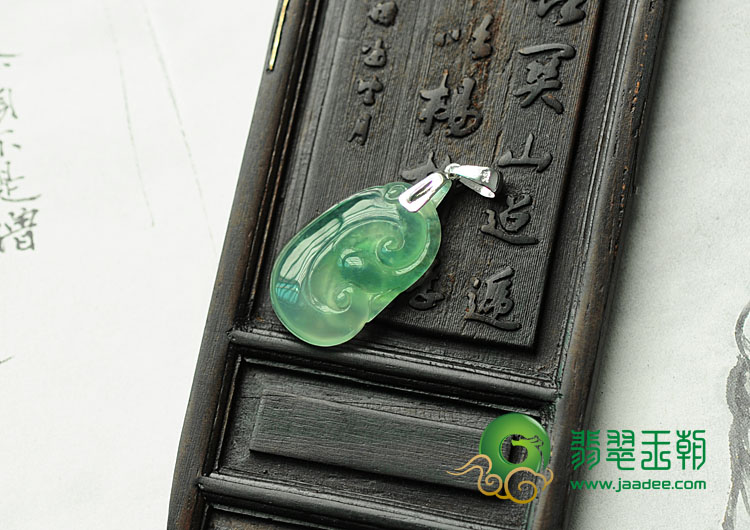 https://jdimg.jaadee.net//images/201110/goods_img/8608_P_1318962727166.jpg