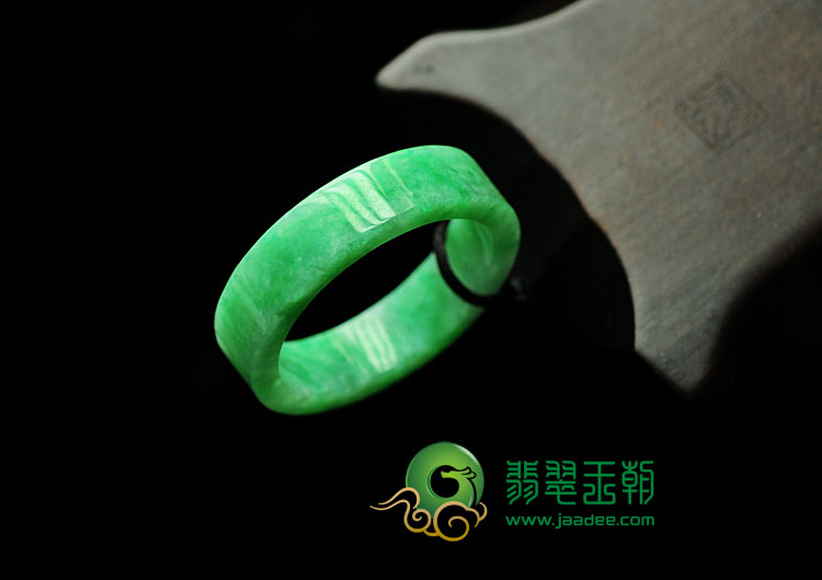 https://jdimg.jaadee.net//images/201110/goods_img/8644_P_1319051226883.jpg