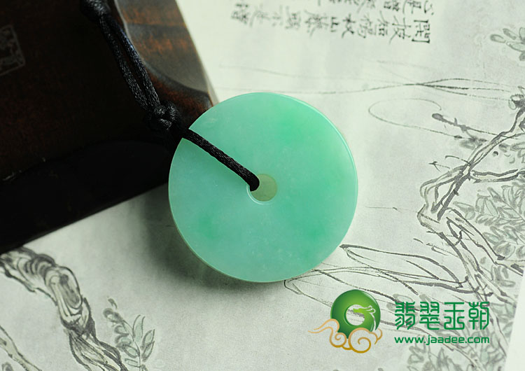 糯冰种满绿缅甸翡翠平安扣挂件