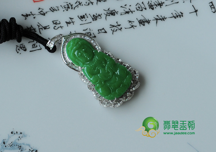 细糯种阳绿满绿缅甸翡翠镶白金观音挂件（真钻）