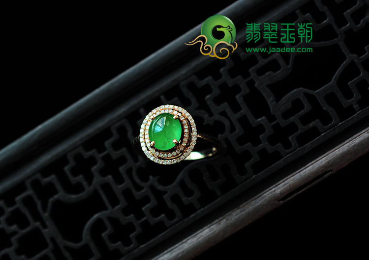 冰种阳绿缅甸翡翠镶玫瑰金戒指（真钻）