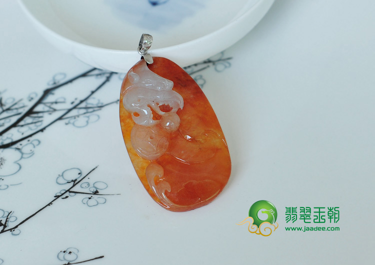 冰种红黄翡缅甸翡翠飞龙在天挂件