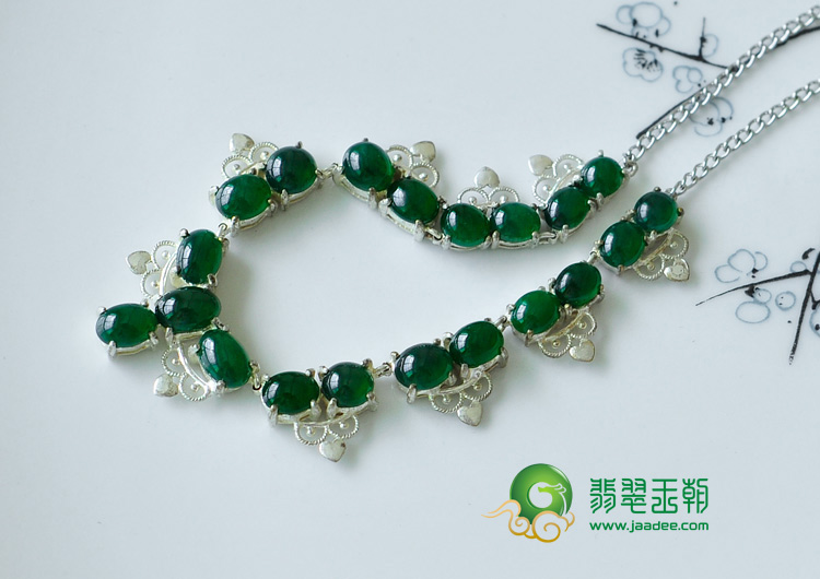 冰种深蓝绿缅甸翡翠项链面