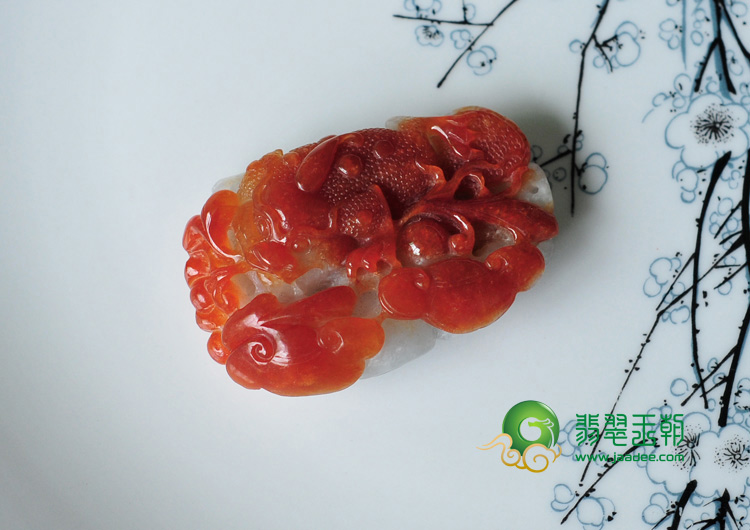 糯冰种红翡缅甸翡翠金蟾如意挂件