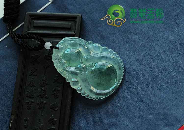 https://jdimg.jaadee.net//images/201111/goods_img/9098_P_1320435492929.jpg