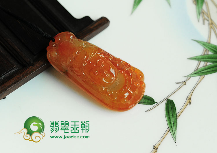 糯冰种红黄翡缅甸翡翠观音头挂件