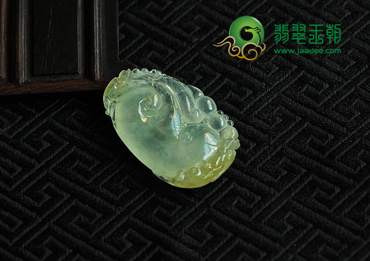 冰种淡黄翡缅甸翡翠福寿如意挂件