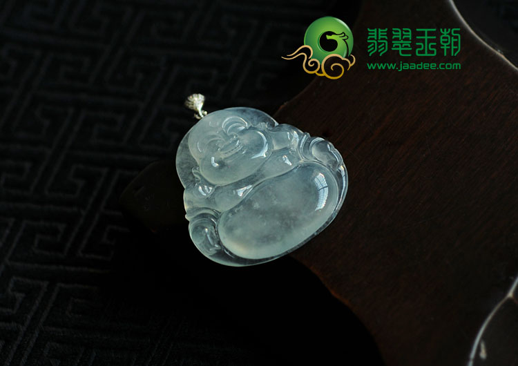 冰玻种淡晴水缅甸翡翠镶白金扣玉佛挂件