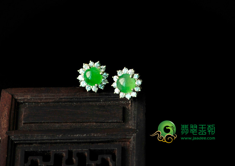 冰种淡绿缅甸翡翠银镀金耳钉（奥钻）