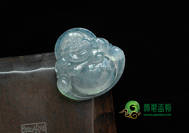 冰玻种飘花缅甸翡翠玉佛挂件