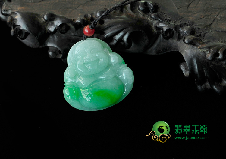 糯冰种阳绿缅甸翡翠玉佛挂件