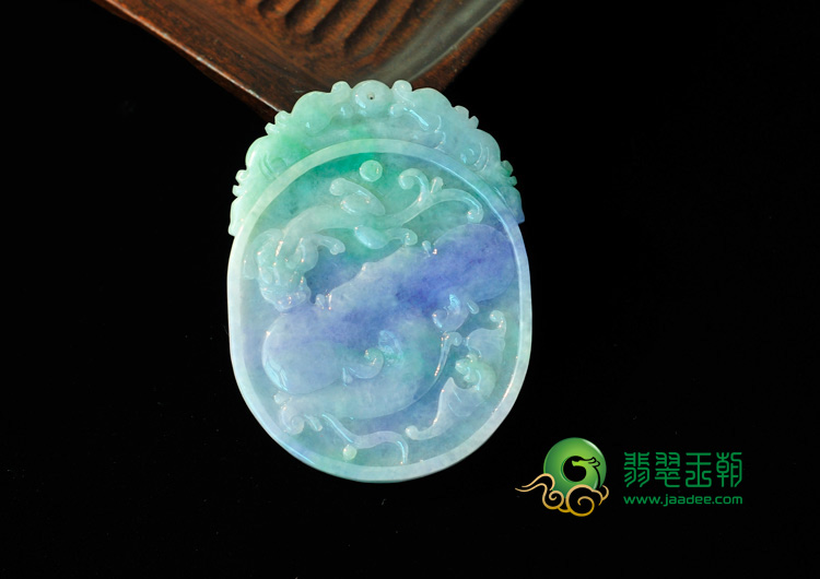 糯冰种春带彩缅甸翡翠吉祥如意挂件