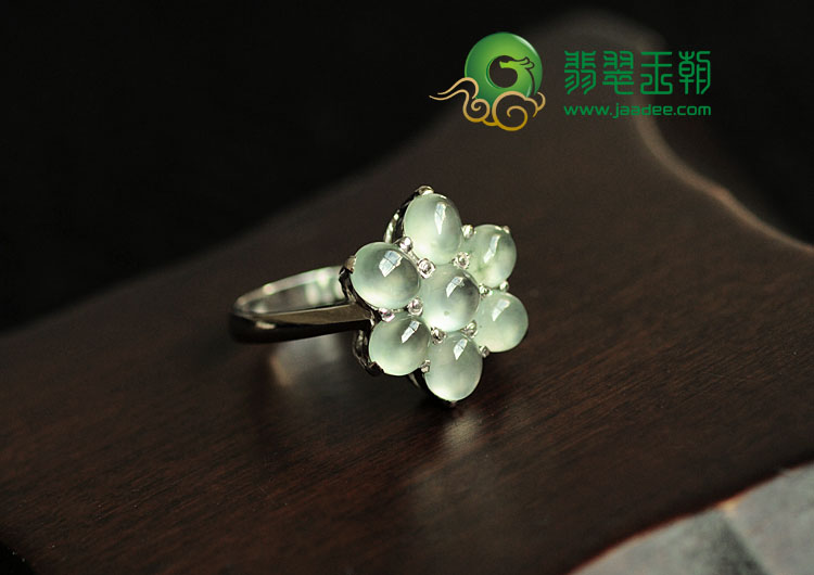 (特价)玻璃种缅甸翡翠镶白金花形戒指