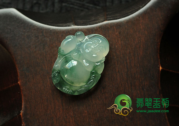 冰种飘花缅甸翡翠玉佛挂件