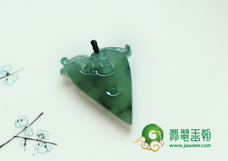 糯冰种飘花缅甸翡翠龙凤呈祥挂件