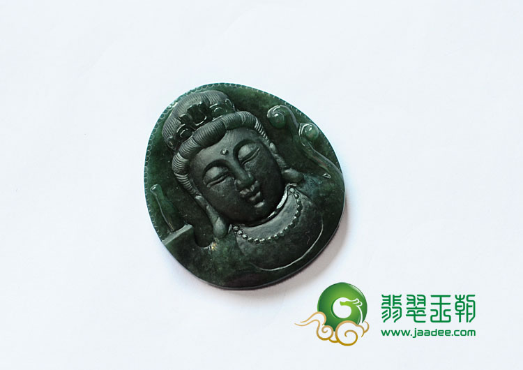 糯冰种墨翠缅甸翡翠观音头挂件